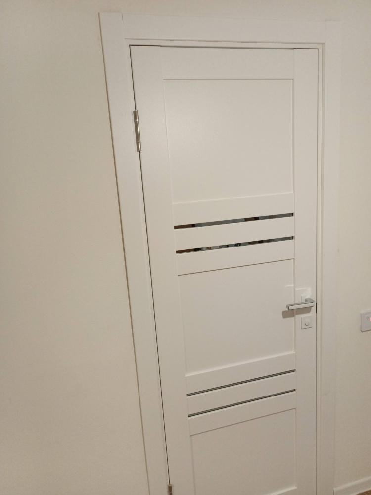 Установка межкомнатной одностворчатой двери с врезанной фурнитурой (1 шт)