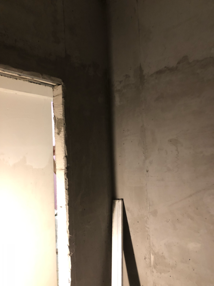 Оштукатуривание стен под правило (до 30 мм)