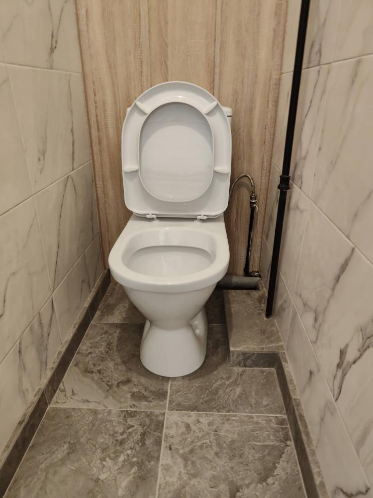 Установка напольного унитаза