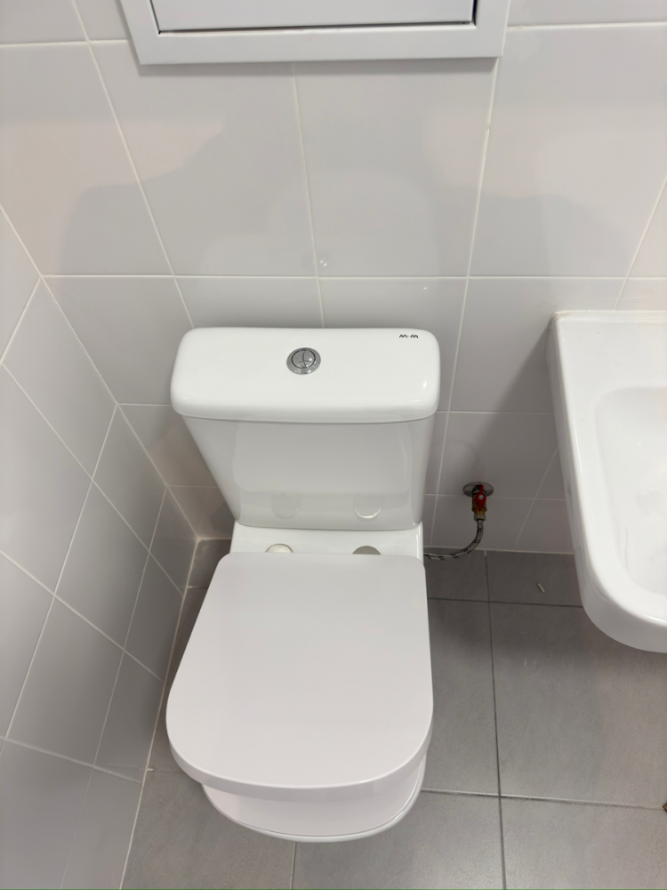 Установка напольного унитаза