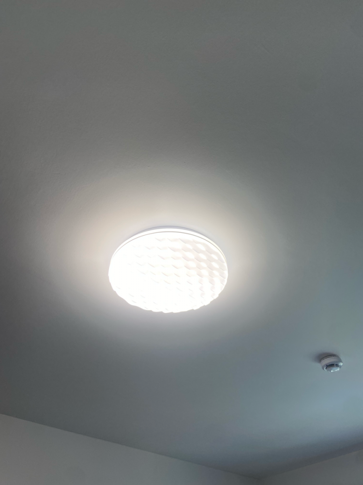 Монтаж и подключение настенно-потолочного светильника