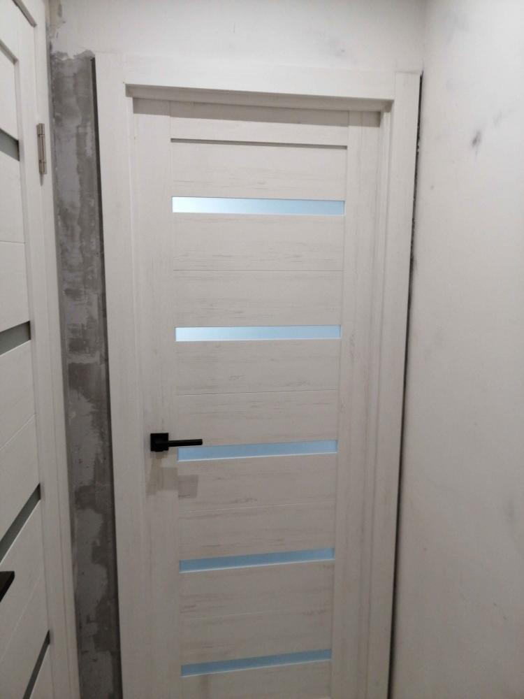 Установка межкомнатной одностворчатой двери с врезанной фурнитурой