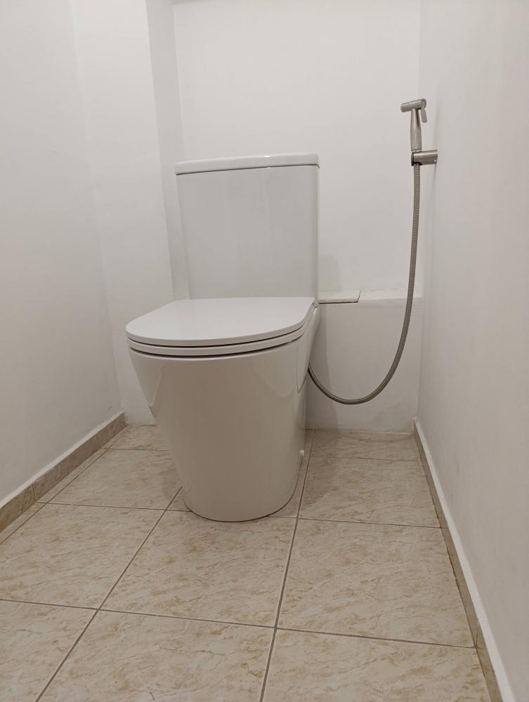 Установка напольного унитаза