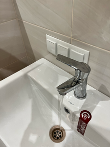 Установка смесителя (на готовые коммуникации)