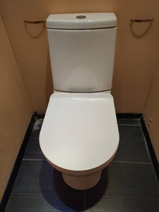 Установка напольного унитаза