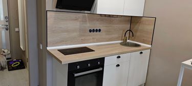 Установка и подключение электрической варочной поверхности Выпил одного отверстия/углубления/присадка под петлю в материалах ДСП/Массив Установка и подключение смесителя