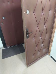 Установлена новая ручка, заменены крепления, отрегулирован механизм, проверена функциональность, устранены дефекты, обновлён внешний вид, обеспечена плавность работы, улучшена надёжность.