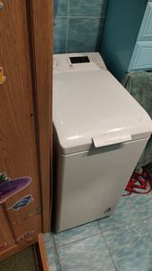 Произведена замена нагревательного элемента в стиральной машине Samsung. Устройство разобрано, неисправная деталь удалена, установлена новая, проверена работоспособность.