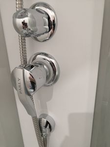 Подводка труб (ХВС, ГВС, канализация) к месту установки сантехнического оборудования (до 3 метров)