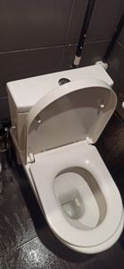 Проведена очистка канализации, устранены препятствия в сливе, восстановлена нормальная проходимость воды, обеспечена исправная работа сантехнического оборудования.