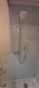 Установка душевой кабины без гидромассажа Разводка канализации Демонтаж смесителя Демонтаж труб водоснабжения Дополнения к заказу Отопление