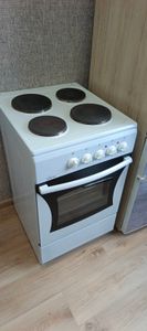 Установка и подключение электроплиты