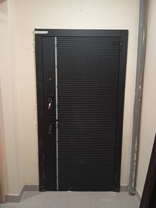 Установка входной двери весом до 95 кг