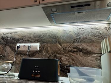 Подключение и монтаж блока питания / контролера + выключателем Выезд мастера за пределы зоны бесплатного выезда