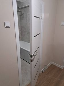 Врезка завертки/дверной ручки/магнитной ответки/цилиндра для замка