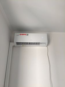 Установка сплит системы 7-9 kBTU (одноэтапный монтаж)