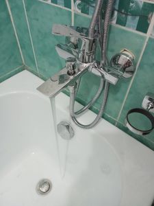 Установка смесителя (на готовые коммуникации)