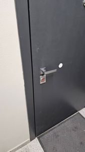 Замена замка входной двери