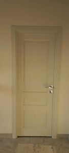 Установлена новая фурнитура, заменены крепления, устранены дефекты, обеспечена плавность работы механизма, восстановлена функциональность, проверена надежность конструкции.