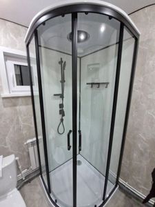 Установка душевой кабины шириной до 90 см