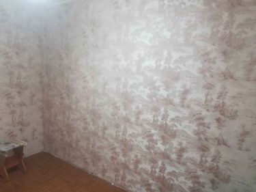 Поклейка бумажных/флизелиновых обоев