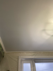 Покраска потолка водоэмульсионной краской