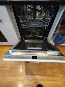 Устранены неисправности, заменены поврежденные детали, проверена работа механизмов, очищены фильтры, восстановлена герметичность, протестированы функции, обеспечена надежная эксплуатация.