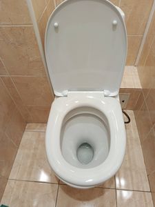 Установка напольного унитаза