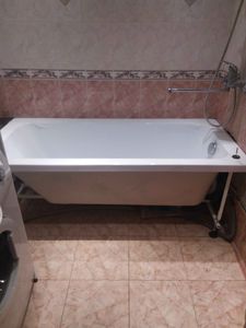 Установка акриловой ванны