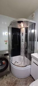 Установка душевой кабины с гидромассажем