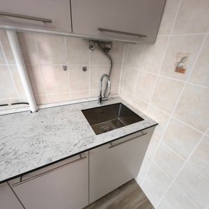 Установка и подключение подстольной мойки