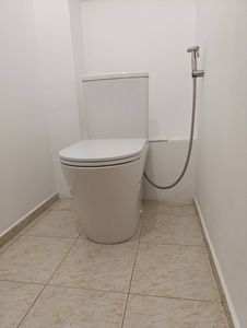 Установка напольного унитаза