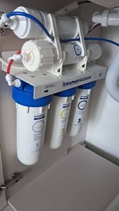 Замена картриджа в системе фильтрации