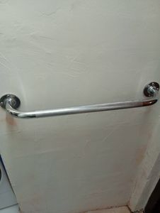 Установка подвесных аксессуаров