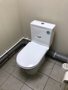 Установка напольного унитаза