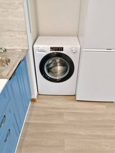 Установка отдельностоящей стиральной машины с подключением