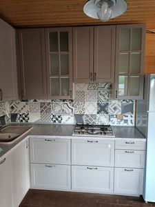 Сборка и установка проектной кухни под ключ Уменьшение глубины/высоты/ширины шкафов/фасадов/фальшпанелей Демонтаж кухонного гарнитура без сохранения