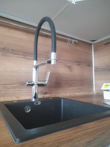 Установка проточного фильтра для питьевой воды