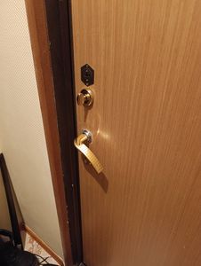 Замена замка межкомнатной двери