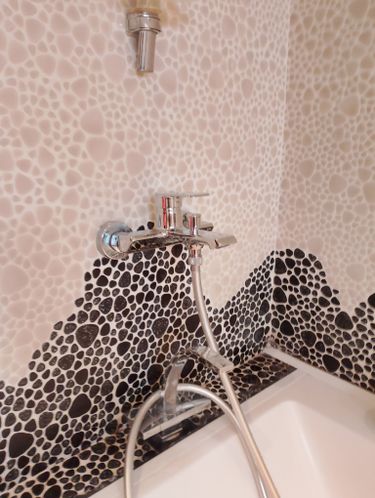 Установка смесителя (на готовые коммуникации)