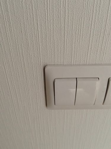 Установка выключателя (на готовые коммуникации)