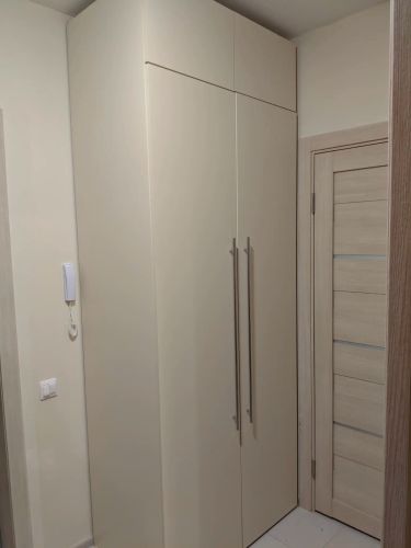 Сборка прямого дивана