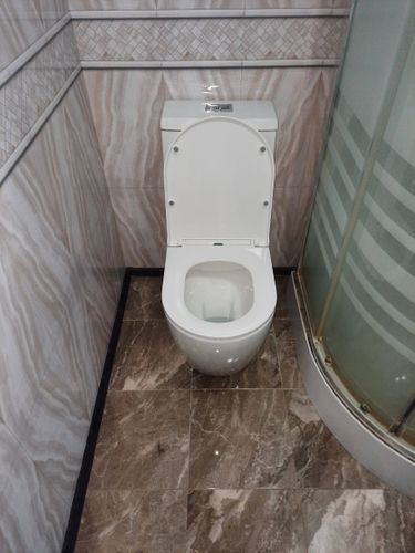 Установка напольного унитаза