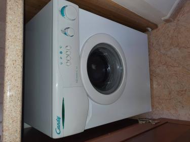 Проведена замена изношенных щеток, устранение неисправностей обмотки, проверка контактов, восстановление работоспособности, тестирование функциональности, сборка и установка на место.