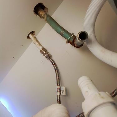 Устранение течи в доступном месте