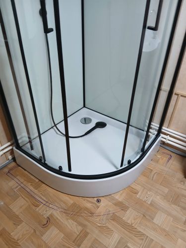 Установка душевой кабины шириной до 90 см