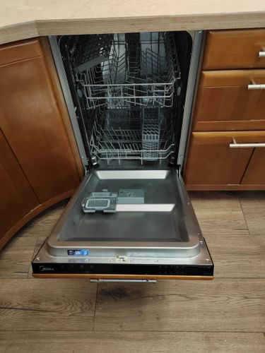 Установка и подключение врезной мойки Установка и подключение смесителя Установка стеновой панели МДФ/ДСП