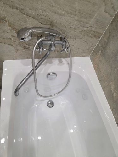 Установка акриловой/стальной ванны