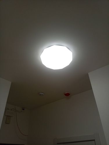 Установка люстры в сборке