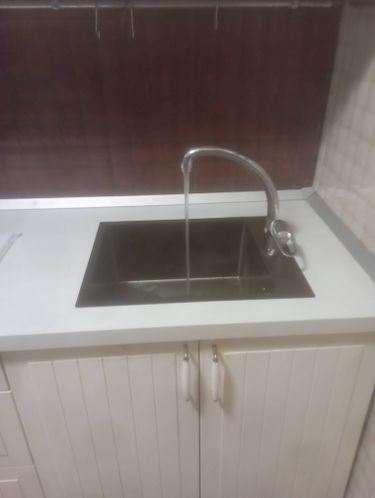 Демонтаж духового шкафа с сохранением Установка и подключение врезной мойки Установка и подключение смесителя